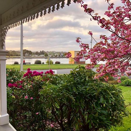 Riverbank Villa デボンポート エクステリア 写真